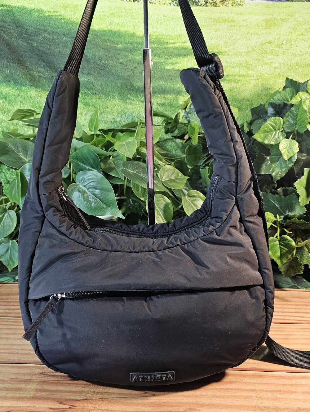 Athleta Black Padded Hobo Crossbody Shoulder Bag Adjustable Strap Lightweight
